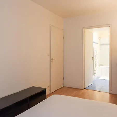 Appartamento Charming 36m With Terrace In The Heart Of Parigi